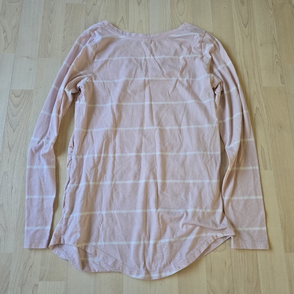 Old Navy Maternity Long Sleeve Size Medium - Picture 5 of 9